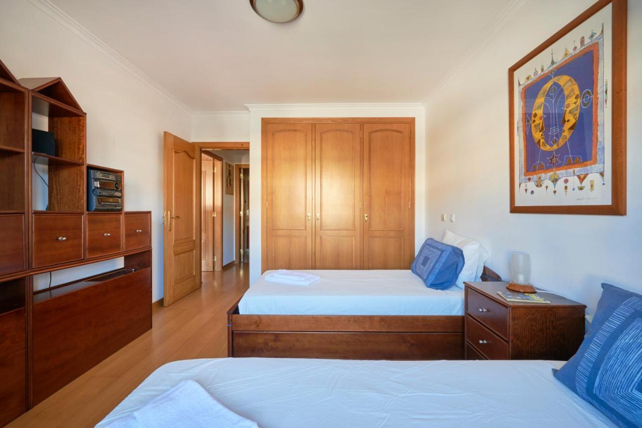 Apartamento Junto Nova&Praia Carcavelos II Kültér fotó